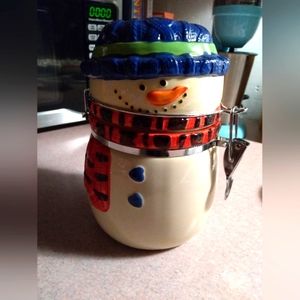 Snowman canister